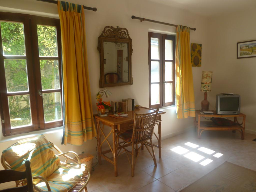 Bed and Breakfast Le Val Léron Valaurie Exterior foto